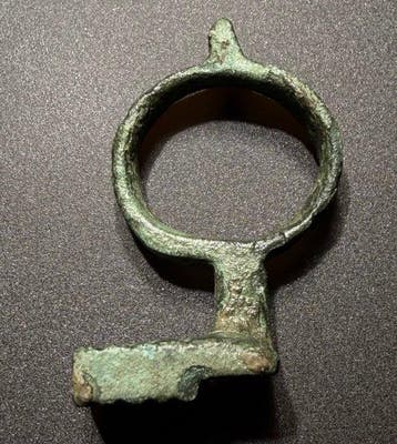 Romain antique Bronze Anneau porte-clés classique en