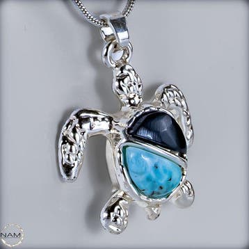 Larimar & Zwarte Koraal – schildpadbedel in 925 zilver -