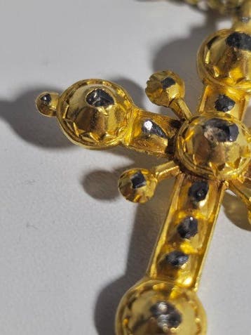 Pendentif en forme de croix - 18 carats Or jaune - Joyau du