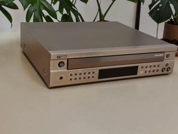Yamaha - CDC-685 - 5-Disc Carousel CD Changer with