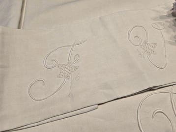 Drap de lit (3) - 280 cm - 250 cm - Anciennes collections