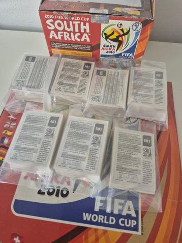 2010 Panini FIFA World Cup Emballage d’origine, Complete, Collections