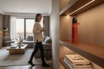 WASE - Speelgoed figuur ORANGE AND BLACK HERMES CUSTOM -, Antiek en Kunst