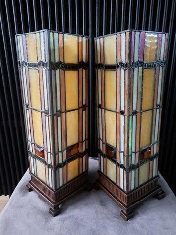 Set Tiffany stijl tafellampen glas in lood - Lampe de table
