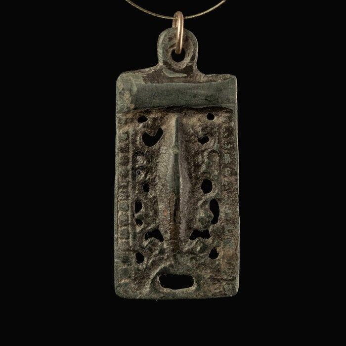 Viking periode Riemamulet-Hanger (Zonder minimumprijs), Antiek en Kunst, Antiek | Overige Antiek