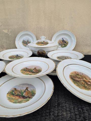 Moulin des Loups France - Service potage gibier Chasse - -