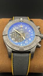 Breitling - Avenger Hurricane - XB1210E4/BE89 - Heren - 2018, Nieuw