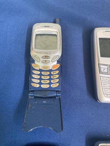 Samsung, Nokia, LG, Motorola, Siemens - Mobiele telefoon (6)