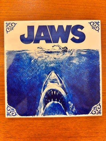 Steven Spielberg - Jaws (1975) – Decorative Ceramic Tile –, Nieuw