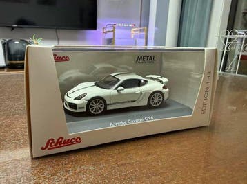 Schuco 1:43 - Voiture miniature - Porsche Cayman GT4