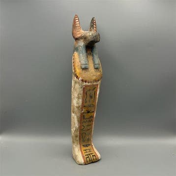 Replica van het oude Egyptische Groot houten standbeeld van