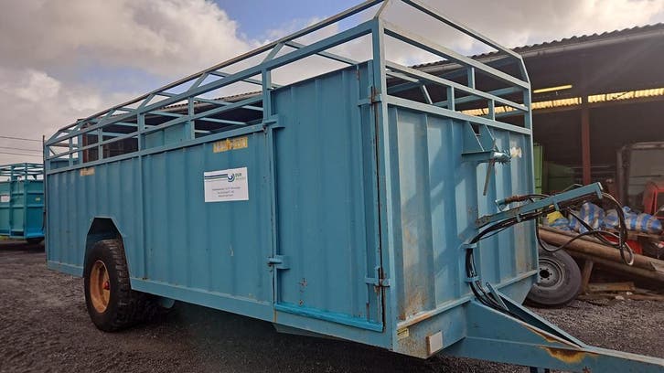 Veewagen MASSON 6m hydraulisch op en neer, Articles professionnels, Agriculture | Outils, Transport, Enlèvement