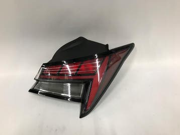 Hyundai Elantra VII 20- rechter achterlicht LED Europa 92402, Verzenden