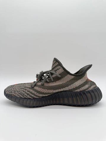 Yeezy X Adidas - Yeezy Boost 350 V2 Carbon Beluga - Sneakers, Kleding | Heren, Schoenen, Nieuw