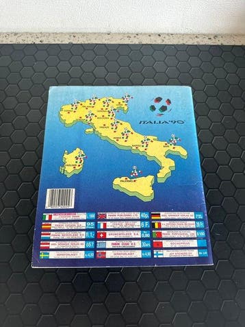 1990 Panini World Cup Stickers Diego Maradona Sticker album, Nieuw