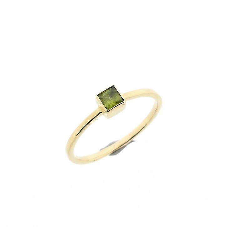 Gouden ring met peridoot, Handtassen en Accessoires, Ringen, Dame, Met edelsteen, Overige kleuren, 18 tot 19, Gebruikt, Goud, Ophalen of Verzenden