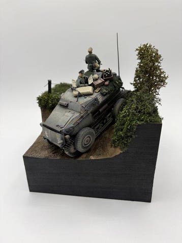 HobbyBoss - Diorama Sd. Kfz. 254 Armoured scout car -, Nieuw