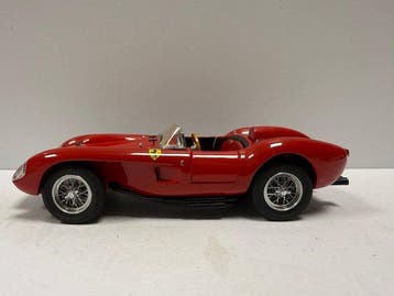 Danbury Mint 1:24 - Modelauto - 1958 Ferrari 250 Testa Rossa