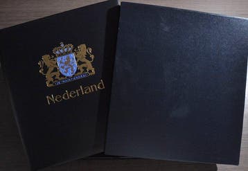 Accessoires Nederland - 2 lege luxe DAVO album met bladen