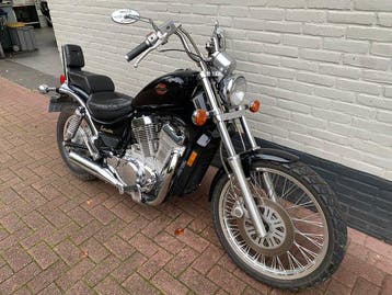Suzuki - VS 750 G - Intruder - NO RESERVE - 750 cc - 1988, Motoren