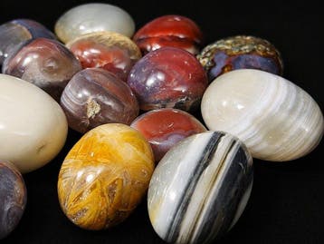 ***NO RESERVE*** Agaat zakstenen in meerdere kleuren – 20–25