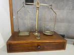 Weegschaal - Hout messing - Antieke juweliersweegschaal