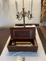 Boîte à musique à cylindre - Suisse - 1850-1900 - 6 Airs