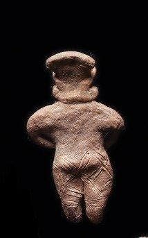 Precolumbiaans - Colima Staande figuur in aardewerk Met, Verzamelen, Mineralen en Fossielen