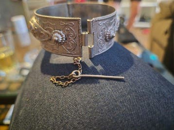 Nabije Oosten Zilver armband - 3 cm (Zonder minimumprijs), Antiek en Kunst, Kunst | Niet-Westerse kunst