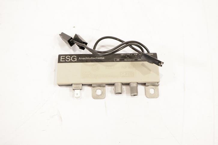BMW 3 Serie E36 OEM antenne versterker module NIEUW!, Auto-onderdelen, Elektronica en Kabels, Ophalen of Verzenden