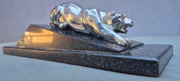 Naar de Franse kunstenaar Georges Lavroff (1895–1991) -