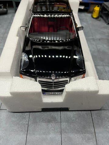 Norev 1:18 - Modelauto - Mercedes-Benz 560 SEL 1991