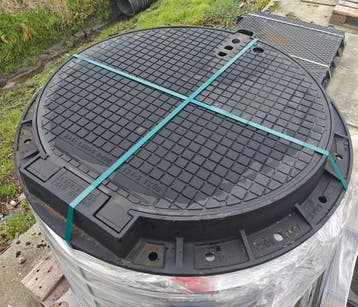 Nieuwe gietijzer rijwegdeksels, Verzenden, Nieuw, 60 tot 80 mm