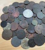 Pays-Bas, Provincial. Lot van ruim 125 stuks bodemvondst