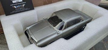 Neo Scale Models 1:18 - Modelauto - BMW 3200 CS Bertone