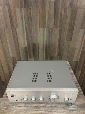 Pioneer - A 50 Solid state geïntegreerde versterker