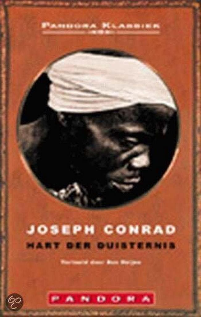 Hart der duisternis / Pandora klassiek 9789025419615, Boeken, Romans, Gelezen, Verzenden
