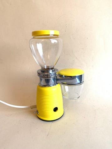 omre - Koffiemolen - quick mill - bedrukt glas - vintage en