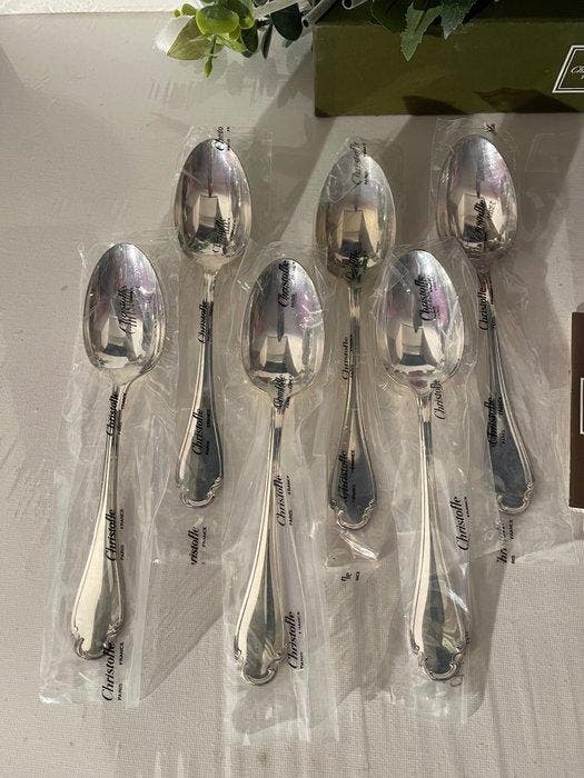 Christofle - Lepel - Set van 12 nieuwe eetlepels,, Antiek en Kunst, Antiek | Meubels | Tafels