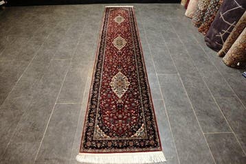 Isfahan - Vloerkleed - 370 cm - 77 cm, Huis en Inrichting, Stoffering | Tapijten en Vloerkleden, Nieuw