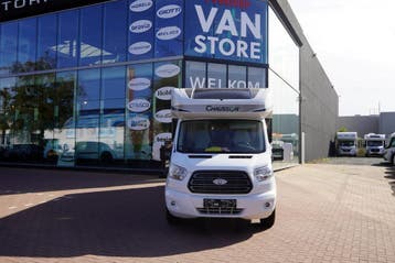 Chausson Welcome 716 op Ford met hef- en stapelbedden 13061, Half-integraal