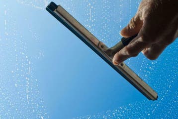 Laveur de vitres lavage de carreaux nettoyage d enseignes, Nettoyage des vitres extérieures