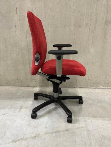 Ergonomische NPR 1813 Bureaustoel - Haworth Comforto 77, Verzenden, Zo goed als nieuw, Bureaustoel, Rood