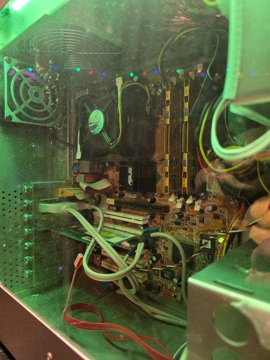 VINTAGE Lian Li PC-60 dekstop case with internals (no HD) -, Games en Spelcomputers, Spelcomputers | Overige Accessoires