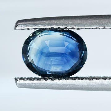 Blauw Saffier - 1.82 ct - nternational Colored Gemstone