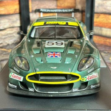 Autoart 1:18 - Model raceauto - AutoArt 1:18 - Aston Martin, Nieuw