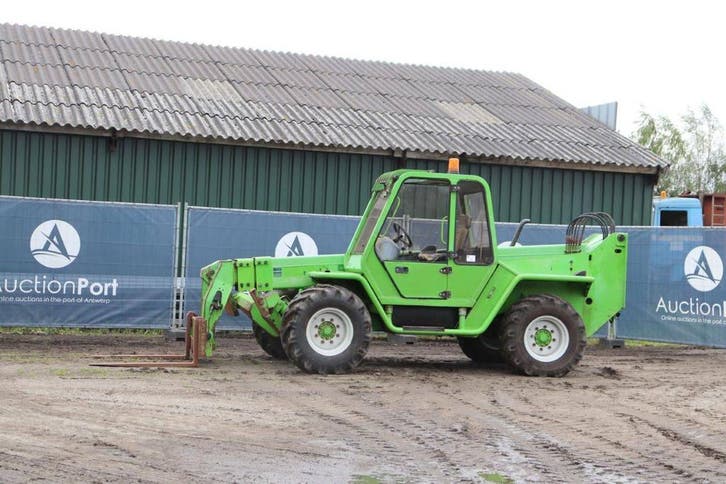 Veiling: Verreiker Merlo P35.13-EVS Diesel 3500kg 13m 1999, Articles professionnels, Machines & Construction | Grues & Excavatrices