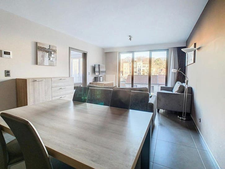 Appartement en Rue Émile Wauters, Brussels, Immo, Appartements & Studios à louer, 50 m² ou plus, Bruxelles