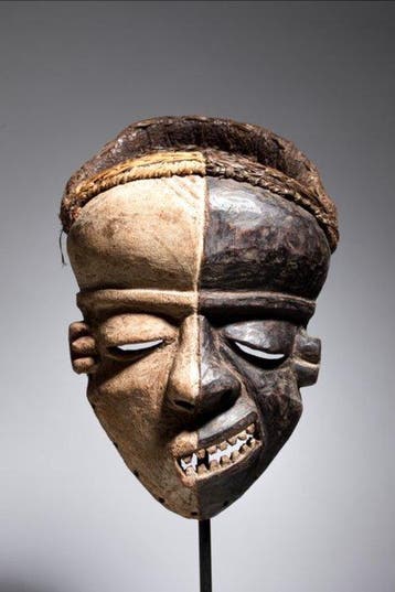 Masque de maladie Mbangu - Pende - République démocratique, Antiek en Kunst