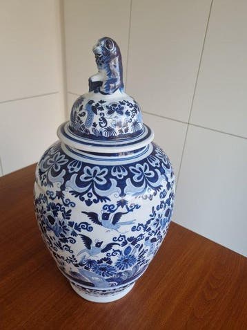 Boch Frères - Vase - Vase à couvercle - Faïence de Delft -